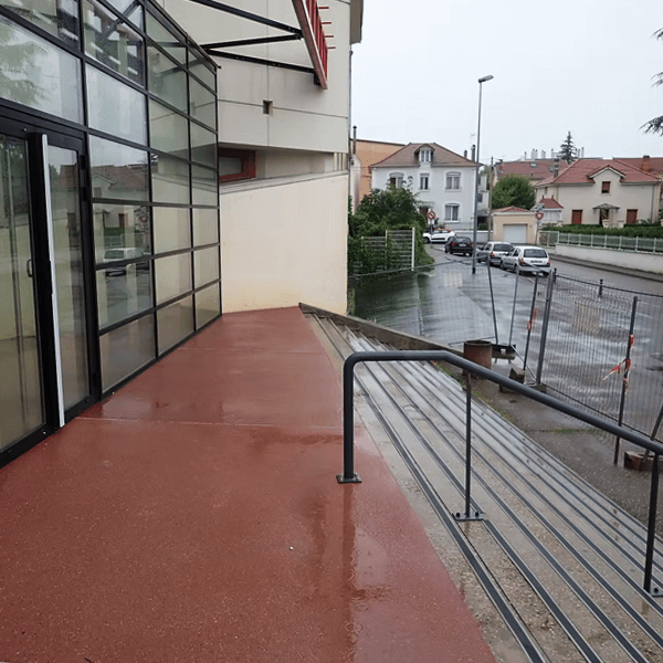 Rénovation de l’entrée d’un lycée • Réalisation Coopérim